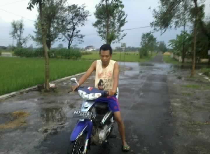 YANG PENTING HAPPY