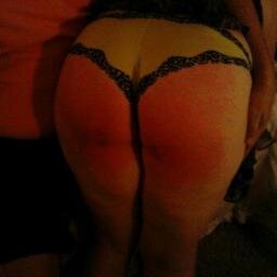 Erotic writer, spankaholic,  a nice guy the rest of the time. Living in a poly house. Love that sound of a clenched teeth hiss as the paddle lands,