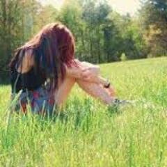 Gracias a una enfermedad que me toco vivir aprendi a valorar la vida , y no voy a dejar que ni tu ni nadie me la distruia. Culchi 3la lmuktab Alhamdulilah