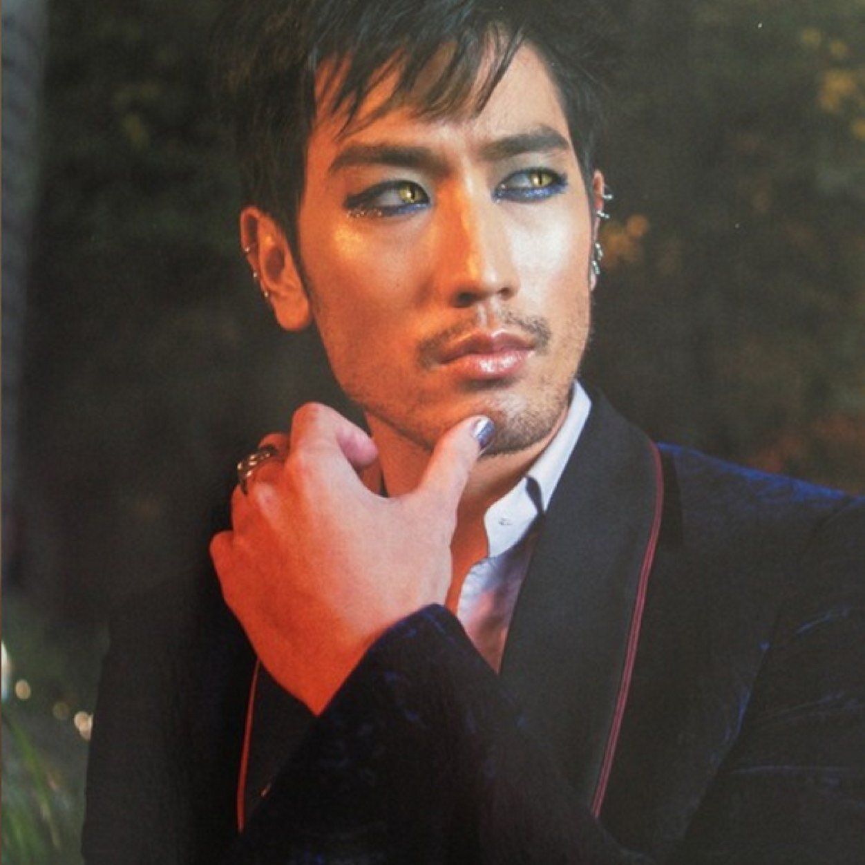The name's Magnus Bane. Here to throw the best parties the Enterprise has ever seen. |RP|TMI|ST|Abbie