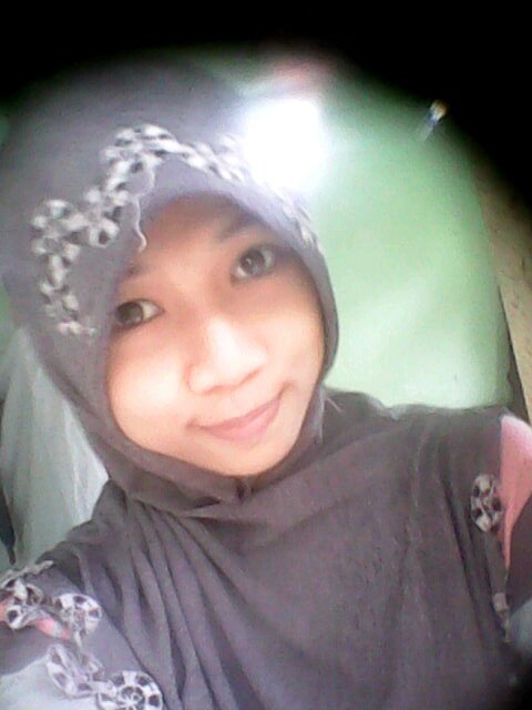 anggraeni_hanti's profile picture. if you're ready retweet im ready