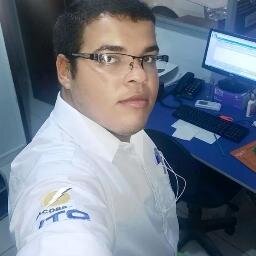 Quem me vê tão calado, não imagina o tanto de diálogo que se passa na minha cabeça.
