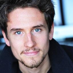 Headshot photographer to the stars! I love my job!