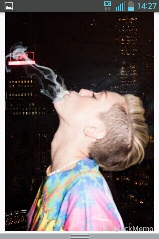 @mileycyrus is my rock, my smile and my life. PLUTO.                                      RESPECT FOR MILEY. #smiler