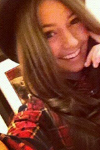 Donald Davenport's daughter. Walkin around cash and shit....