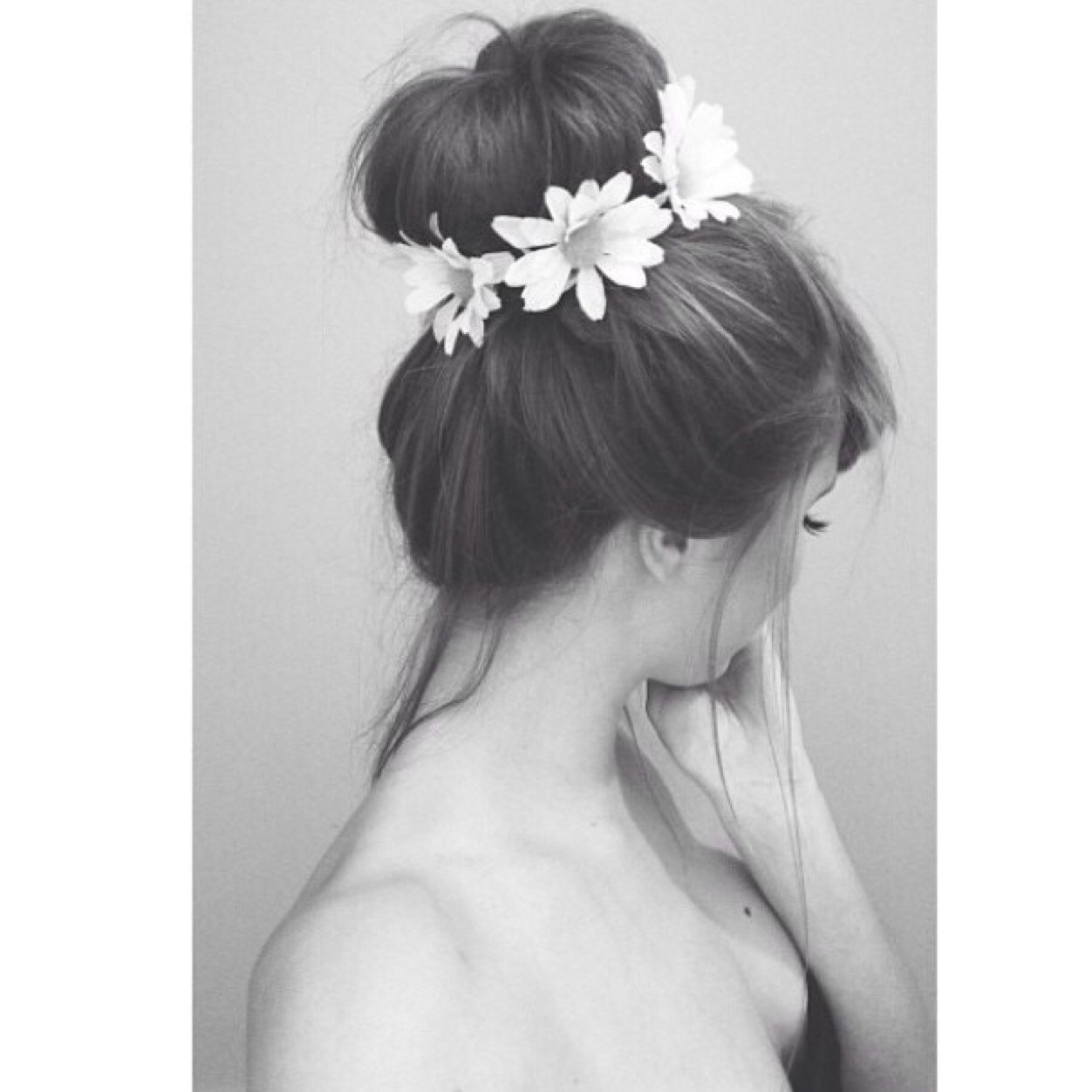 cantedityousoul's profile picture. Just a sad teen that noone sees * or cares about⚓️