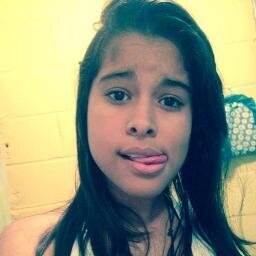 No Soy Floja Naci Cansada ._.