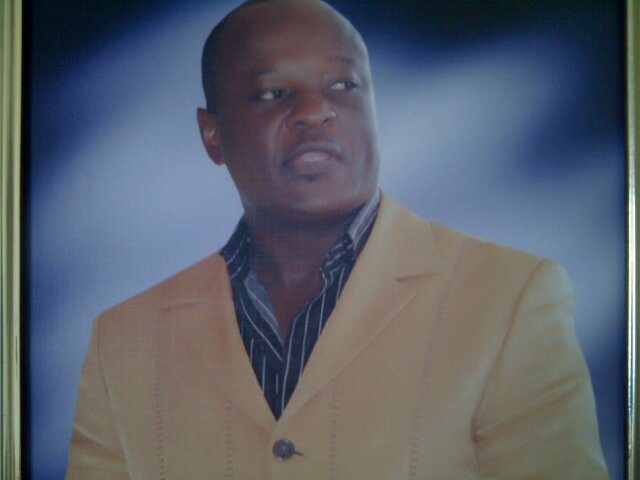 Writer,singer,poet,composer,widower,teacher,christian,loves honesty easy to forgive and loves to help within my power.