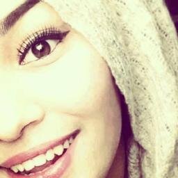 SorayaMaraval's profile picture. Je suis une jeune fille orannaise , voilée 3 j'aimerais bien trouvé des amis ;)