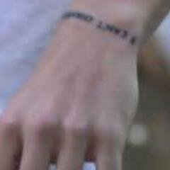 Hiiiiiiiiii. Cute as a B***** every single one of you. Except you Harry for covering me u asshOLE