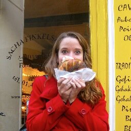 sarahjeangilly's profile picture. 