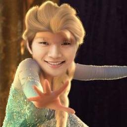 คนนี้คือใคร@dlwnsghek ชอบDMมาหาทุกวันเลย เห็นบอกชื่อจุนโฮ2pm ใคร?ไม่เห็นจะรู้จัก ตื้อทุกวันอ่ะ บอกว่าแม่หวงๆก็ไม่ฟัง เฮ้อ ทำไงดี เครียดจัง -////-