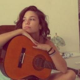 Dancer, singer, guitarist, songwriter and dreamer.


//Singer of songs lover of life//
                               ☮
http://t.co/fTYnpPVYzN  ♡