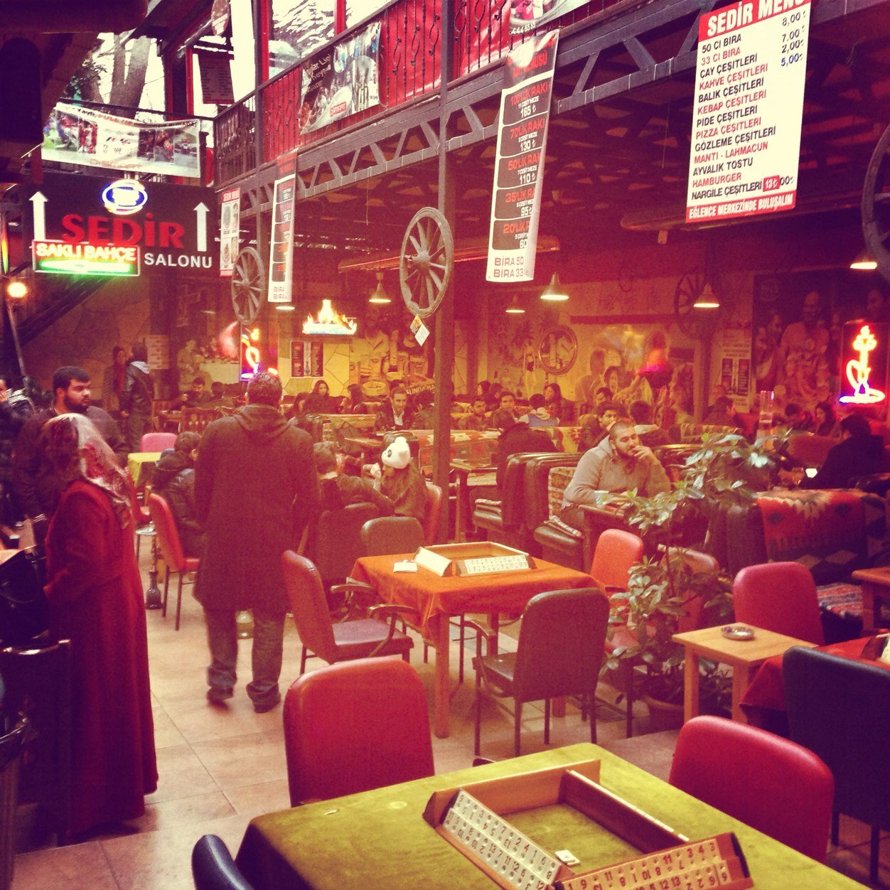 SedirKafe's profile picture. Kadıköy'ün en gözde buluşma noktasına hepinizi bekliyoruz,farkı hissedeceksiniz...