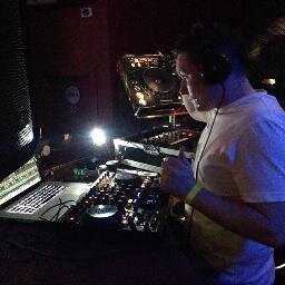 Deep Tech House & Electro Dj & Producer From Stoke on Trent. Looking For Constructive Criticism and Feedback On My Music.