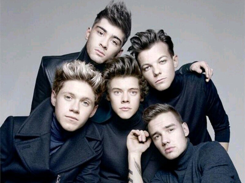 ¿Directioner? Estás en la página indicada. Aquí te mostramos todo acerca de One Direction. Ellos,nuestros sueños.
Imaginas | Videos | Fotos | Novelas