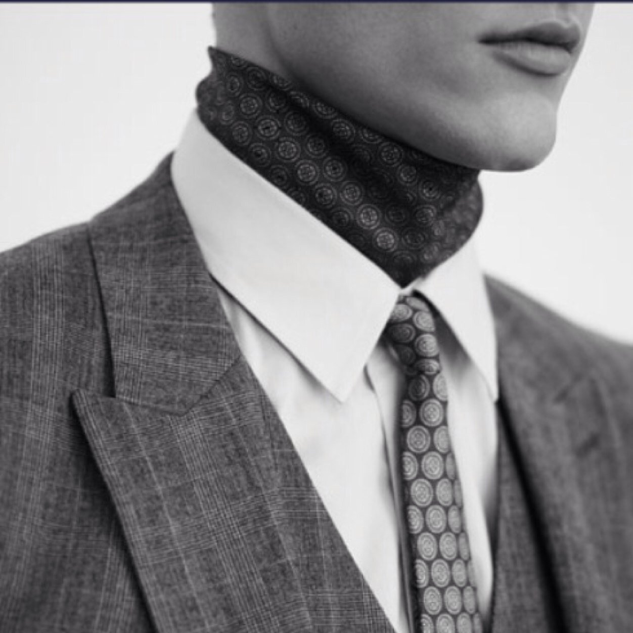 Watfords longest established bespoke tailor offers beautiful made to measure suits & the highest quality alteration service for both men & women.