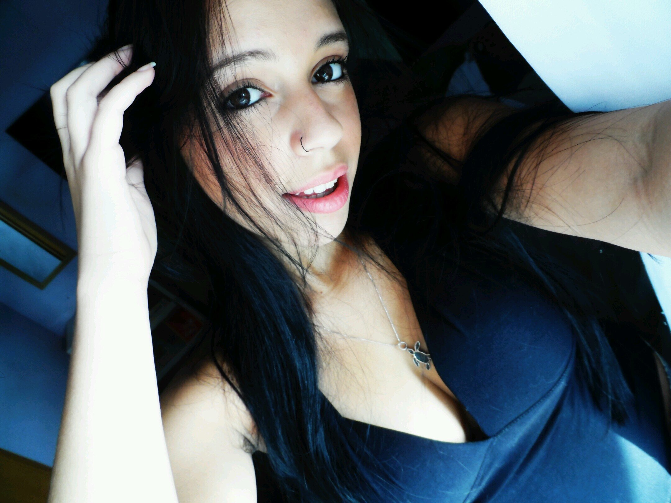 Loonge de tudo que há de ruuim. ' =)