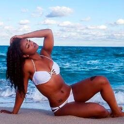 Photography & Design | *MALE* photographer & web designer | Need a new look, get at me | Don't forget to check out website  http://t.co/qCk87ZpIDQ