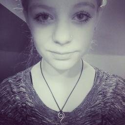 Directioner and a Belieber ♥ 
Ask for follow back x