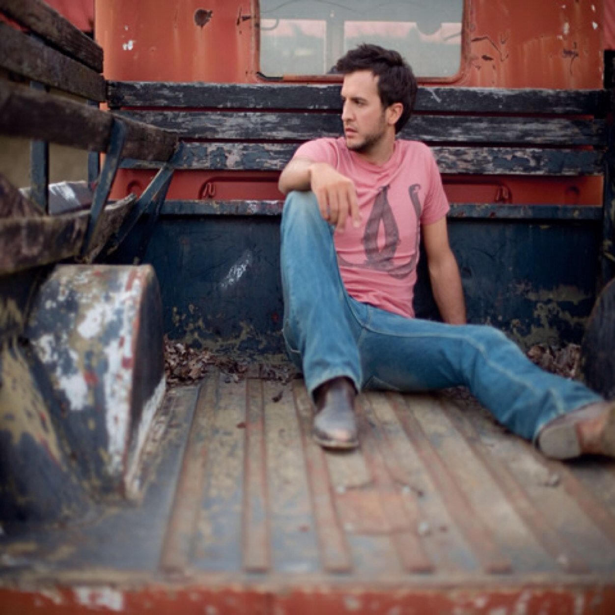 Singles interested in country boys