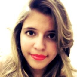 Para mim o teu sorriso é como as estrelas
 Para mim o seu olhar tem a luz da lua ♫ Jorge e Mateus ♥♥♥