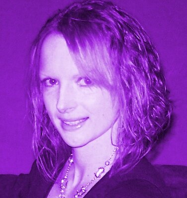 I am a Mother, Sister, Friend, Daughter, Aunt, Niece & that's just the tip of the iceberg ;)
http://t.co/vfX4iAcO  http://t.co/rds5MDn9