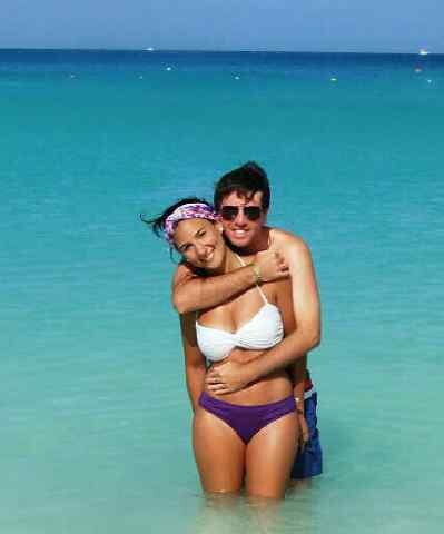 Feliz! Casada con @eddiebrugger♥ Mamá de Genaro y Baltazar ♥️ Técnica en RR.HH. Hincha de Talleres.