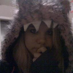 Hallo I'm Fallon you can call me Fall or Fally if you want