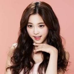 A Pink/ feliz con mi familia; Jiyeon omma,hermanos: saranghae❤