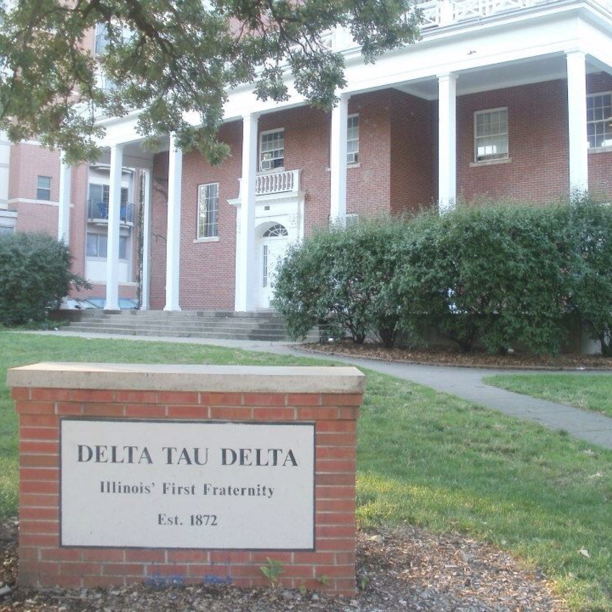 Delta Tau Delta, Beta Upsilon Chapter, University of Illinois