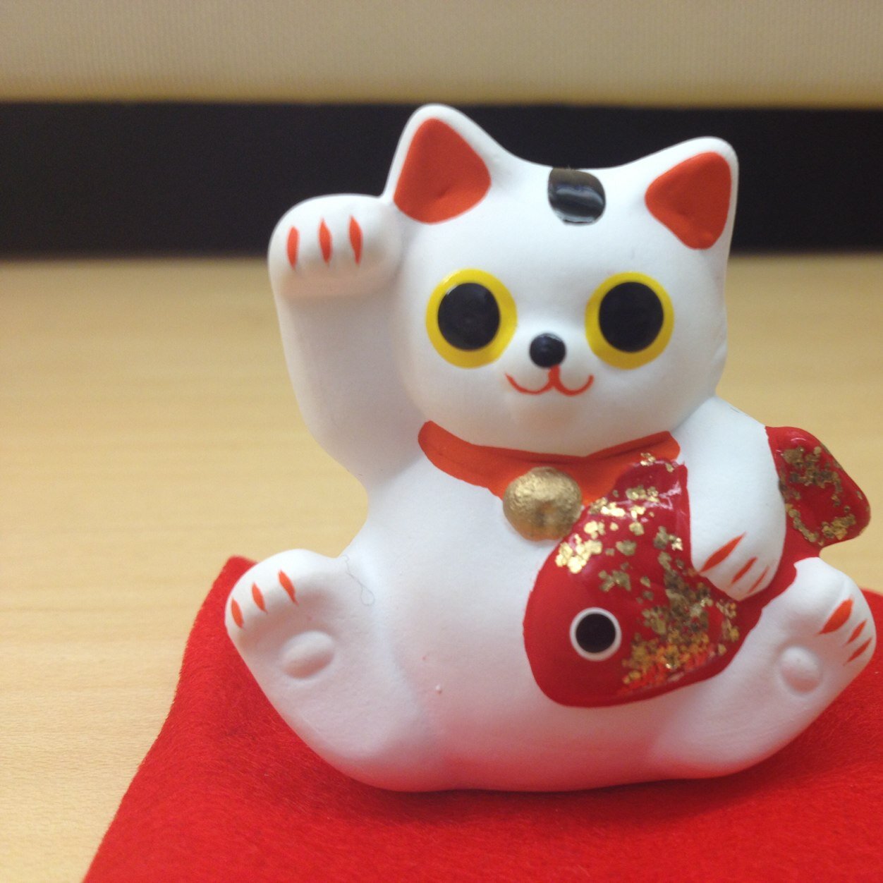 jyuki's profile picture. Day walker that loves nightlife. Includes friends, food, cocktails and concerts.