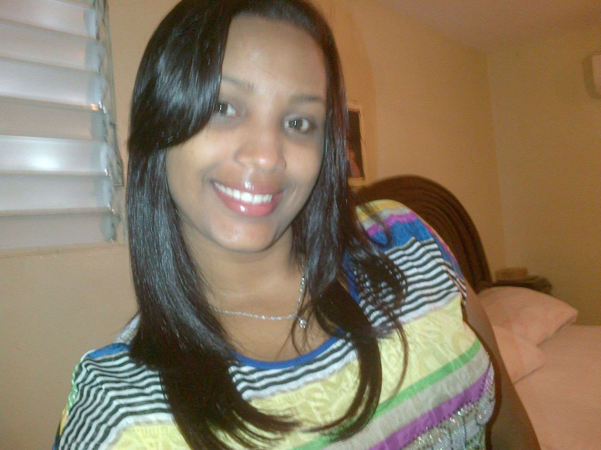 Dominicana, estudiante de comunicacion UTESA, me gustan los deportes, la politica y todo lo que nos gusta a los dominicanos lol.