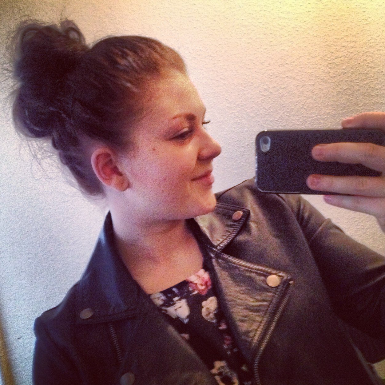 rebeccaturesson's profile picture. 