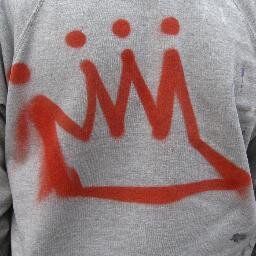 Familiaemeaele's profile picture. 