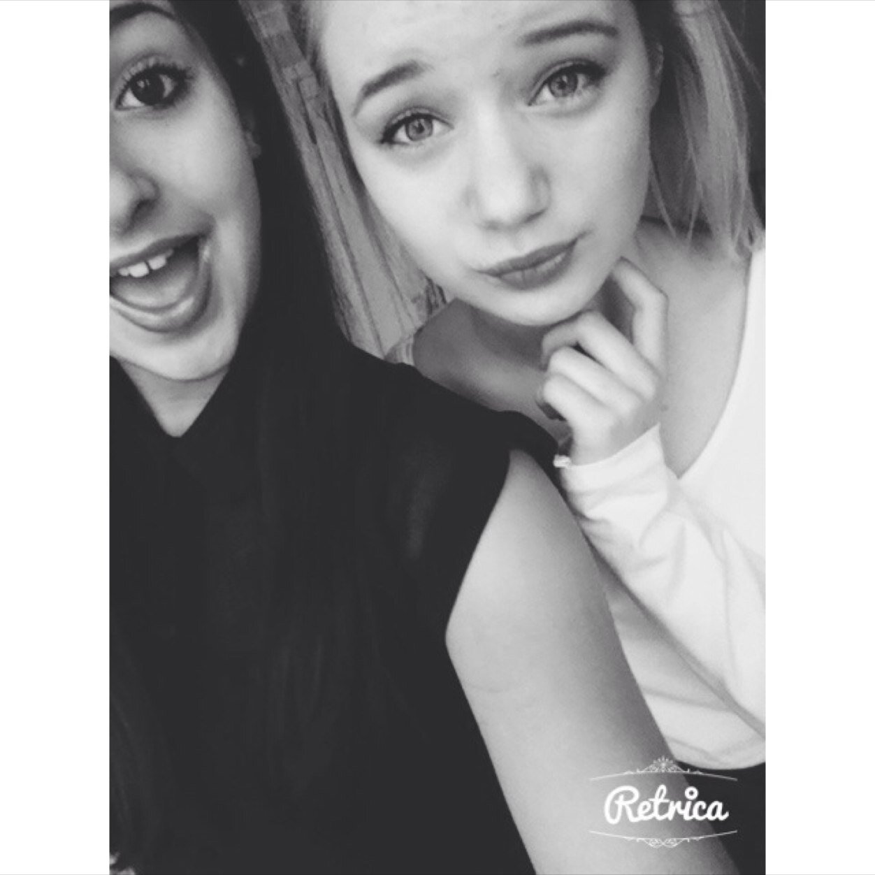 iloveemoustache's profile picture. ✞ instagram: __poppieee__ ✞