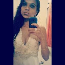 Eu sou assim, quero tudo e quero agora! Uns chamam de mimada, mas eu prefiro decidida... :)