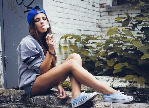 18. De carácter fuerte como me toques las narices;). Amable con la gente que lo merece . Enamorada de Mario