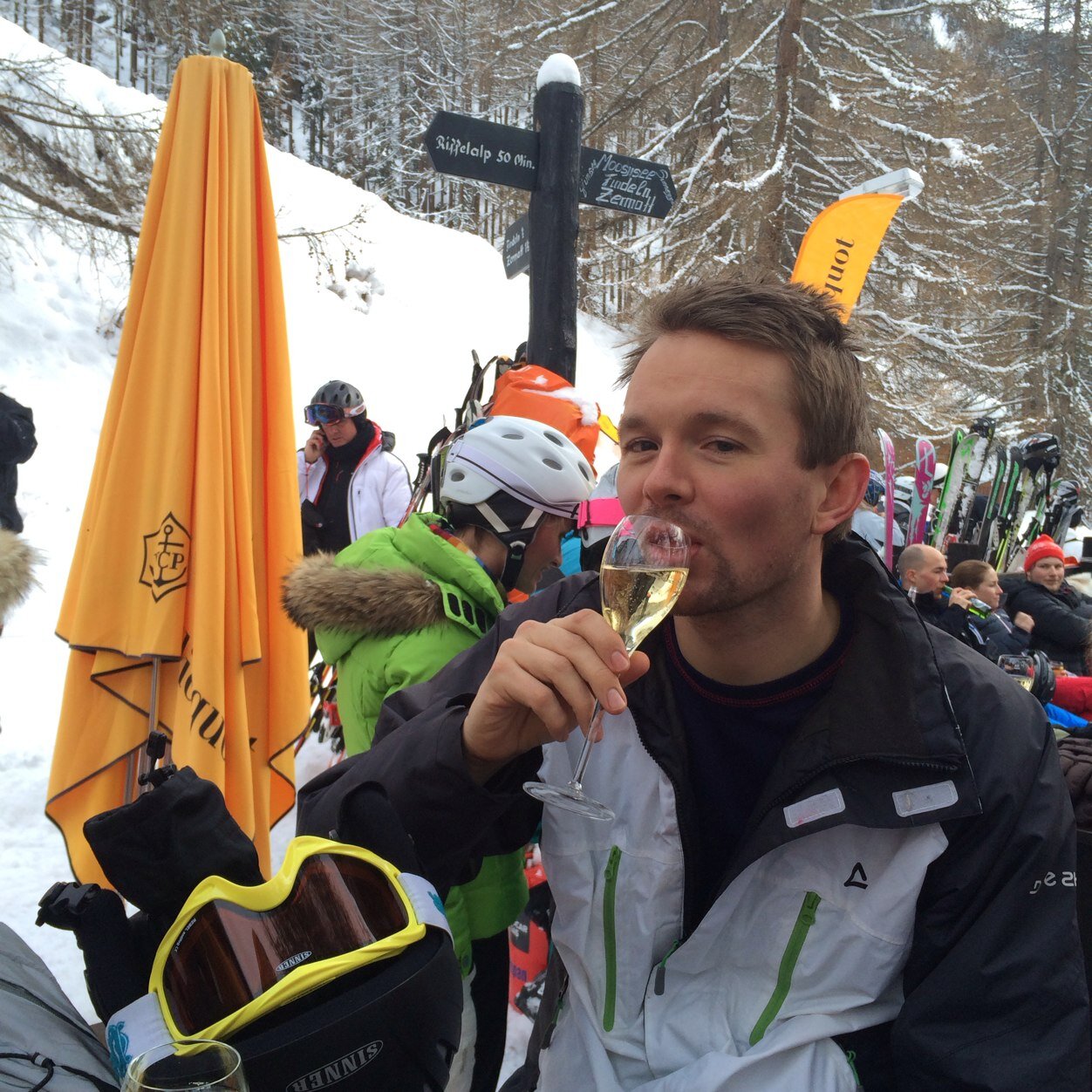 bazzadent's profile picture. Consultant Surgeon | @QEGateshead