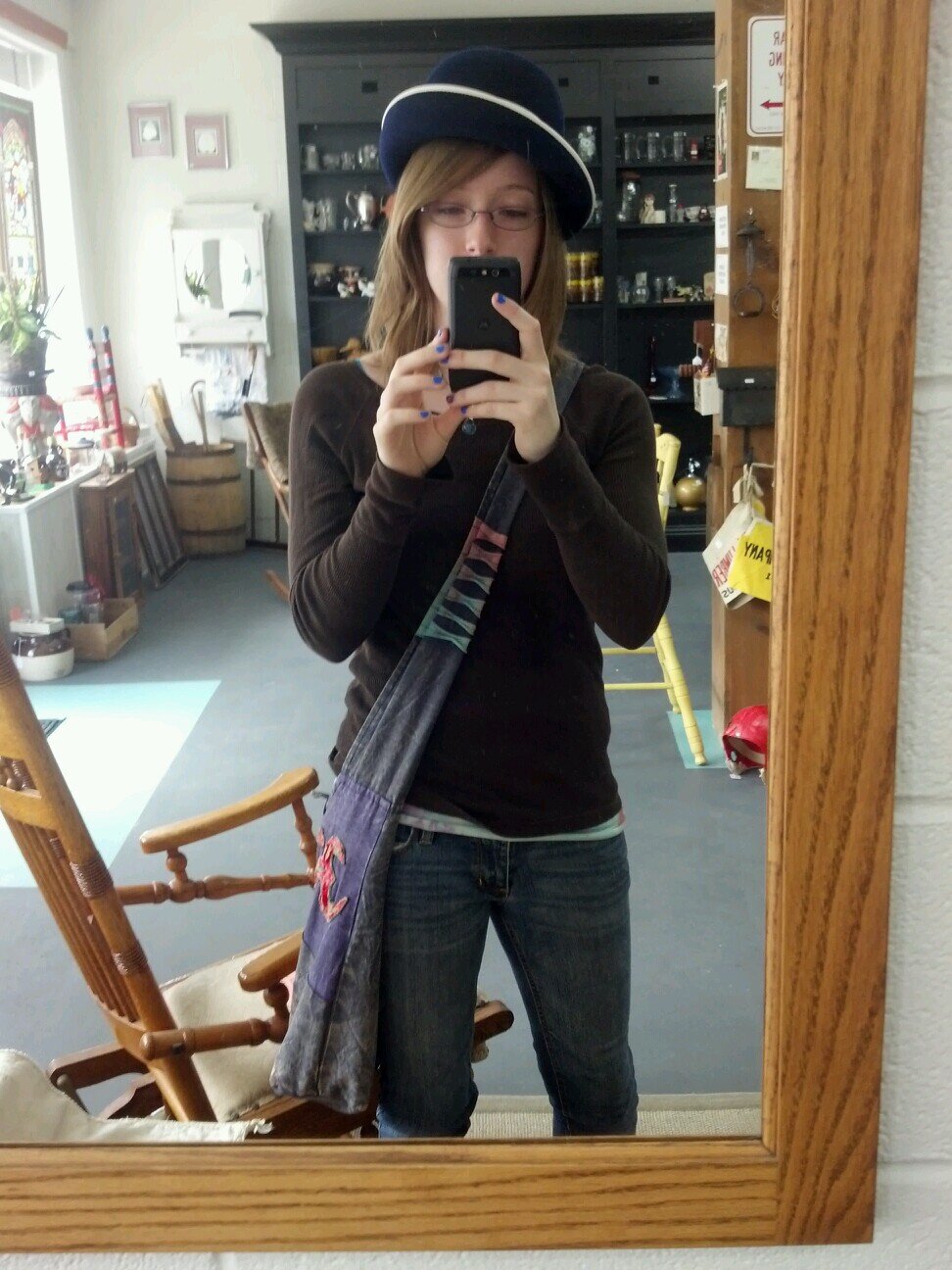 faroutplaces's profile picture. Turn off your mind, relax and float down stream, it is not dying (...) But listen to the color of your dreams, is it not living?