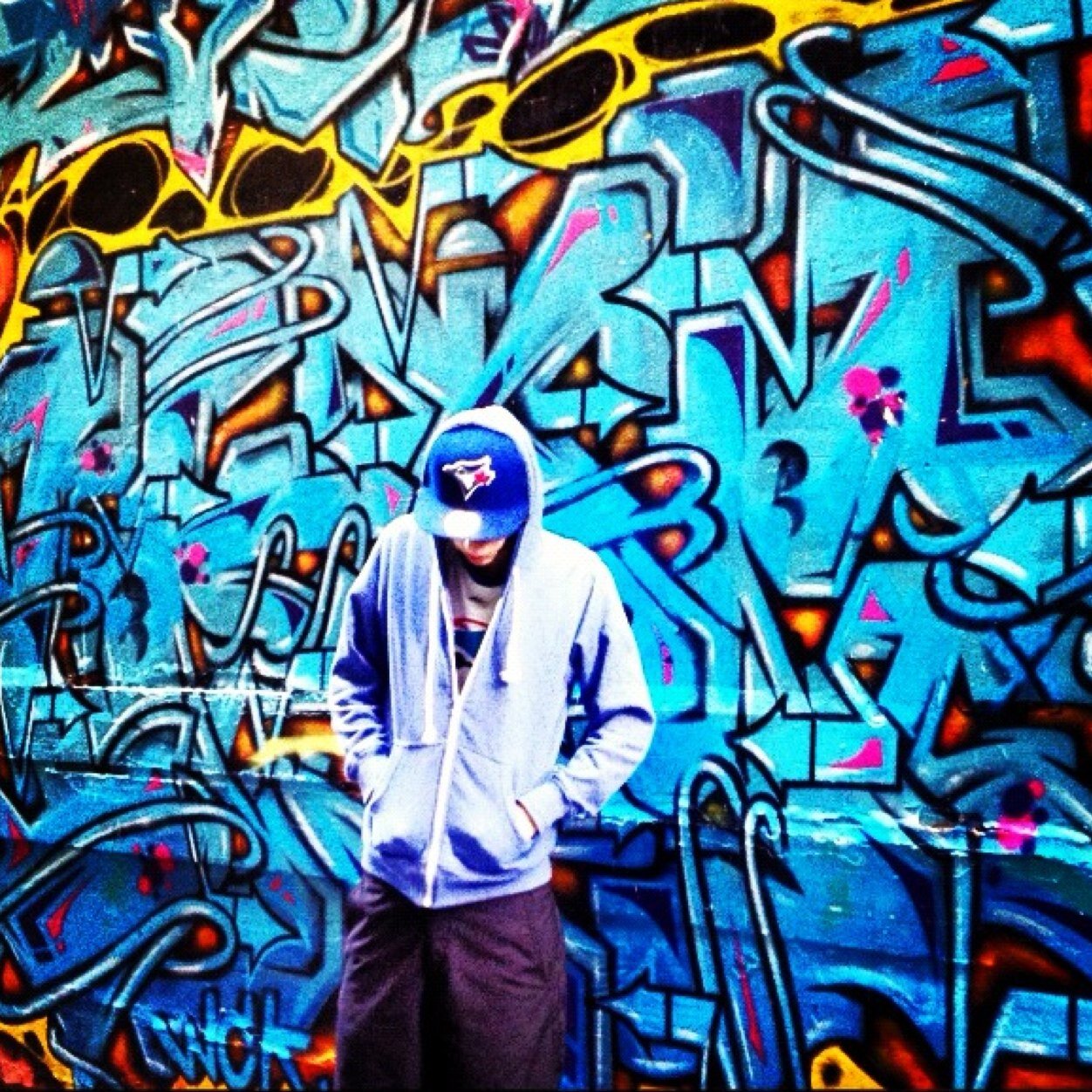 repTdotO's profile picture. .kyle.hartman. rep'n everything T.O and then sum. So follow if u digg! Founder of @cutitout4cancer #FuckCancer #YellowScissors #Toronto | IG: repTdotO