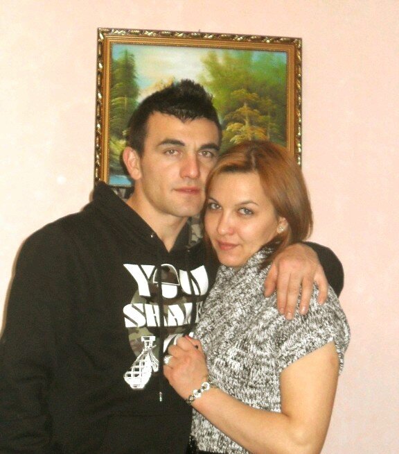 CosmyMyna's profile picture. 