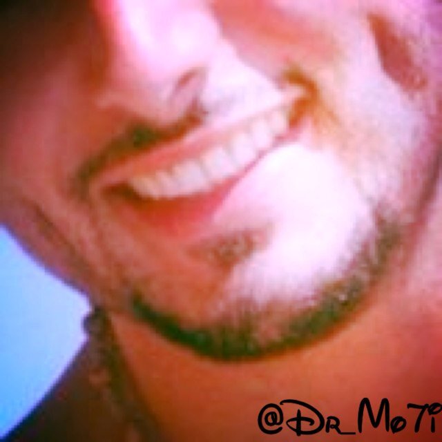 ||| ☺ ولنـــا في الابـتـســامة حيــــاة ☺  |||   BBM: 73EF4FA5  |||  instagram: Dr_Mo7i  |||  kik: dr_Mo7i  |||  BBM: 73EF4FA5  |||