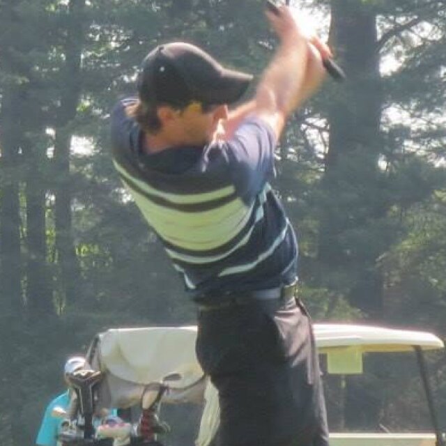Hitting wedges and dropping putts since 1979.  Slinging wine and spirits for Gallo in Rhody