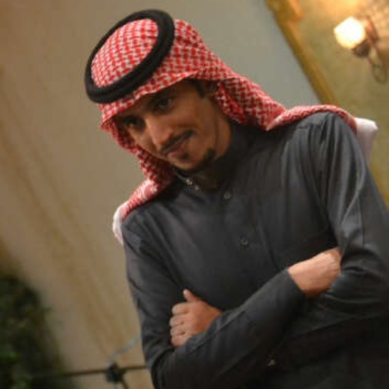من لايودّك سعد عينك فراقه 