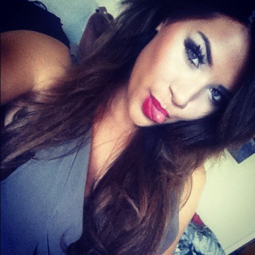 TrixyCavoto's profile picture. Dear Disney, stop making new shows and start replying the old ones. Sincerely everyone.