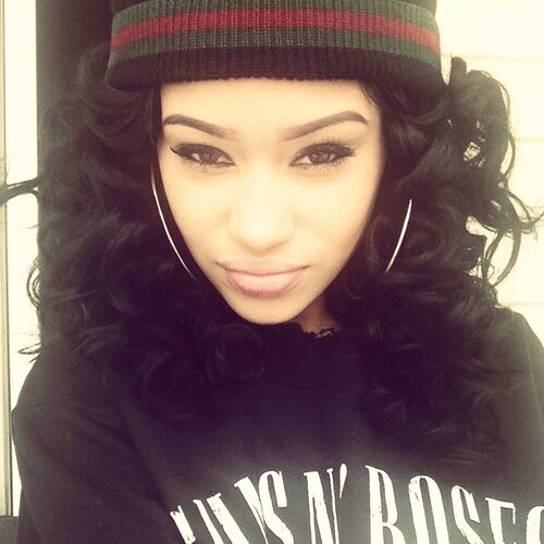 AlydaJacot's profile picture. Feelings change, memories don't.