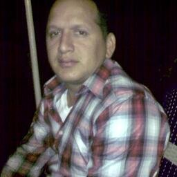 Bendecid a los que os maldicen, y orad por los que os calumnian Lucas 6:28.