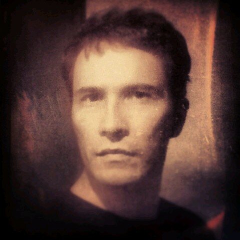 HMFranciscoE's profile picture. Genera ideas, administra recursos, siembra esperanza