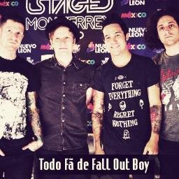 Fã-page sobre o Fall Out Boy e a realidade de seus fãs, nos siga e curta-nos no Facebook. PUT ON YOUR WAR PAINT YOUNG BLOOD.